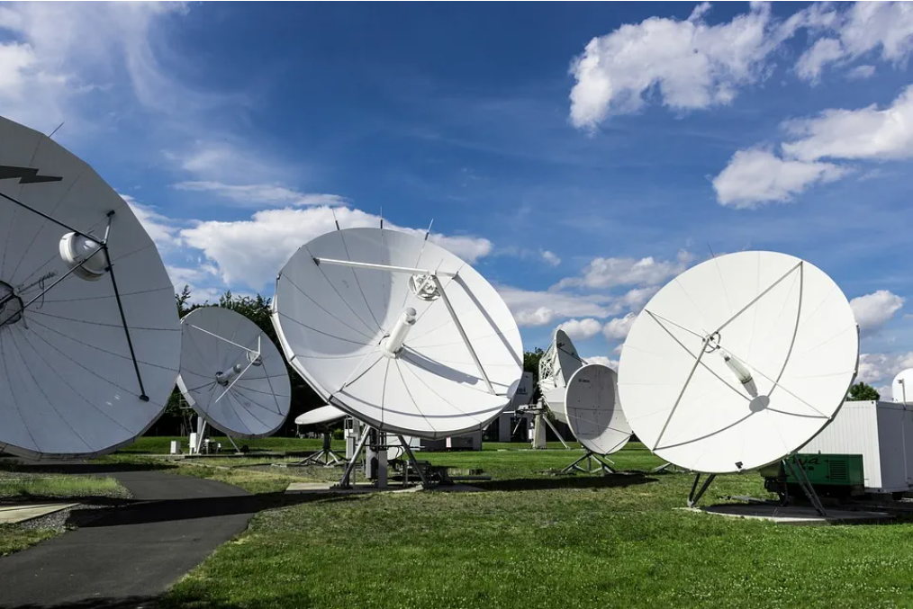 Satellite TV လက်ခံစနစ်တစ်ခုကိုတည်ဆောက်ခြင်း
